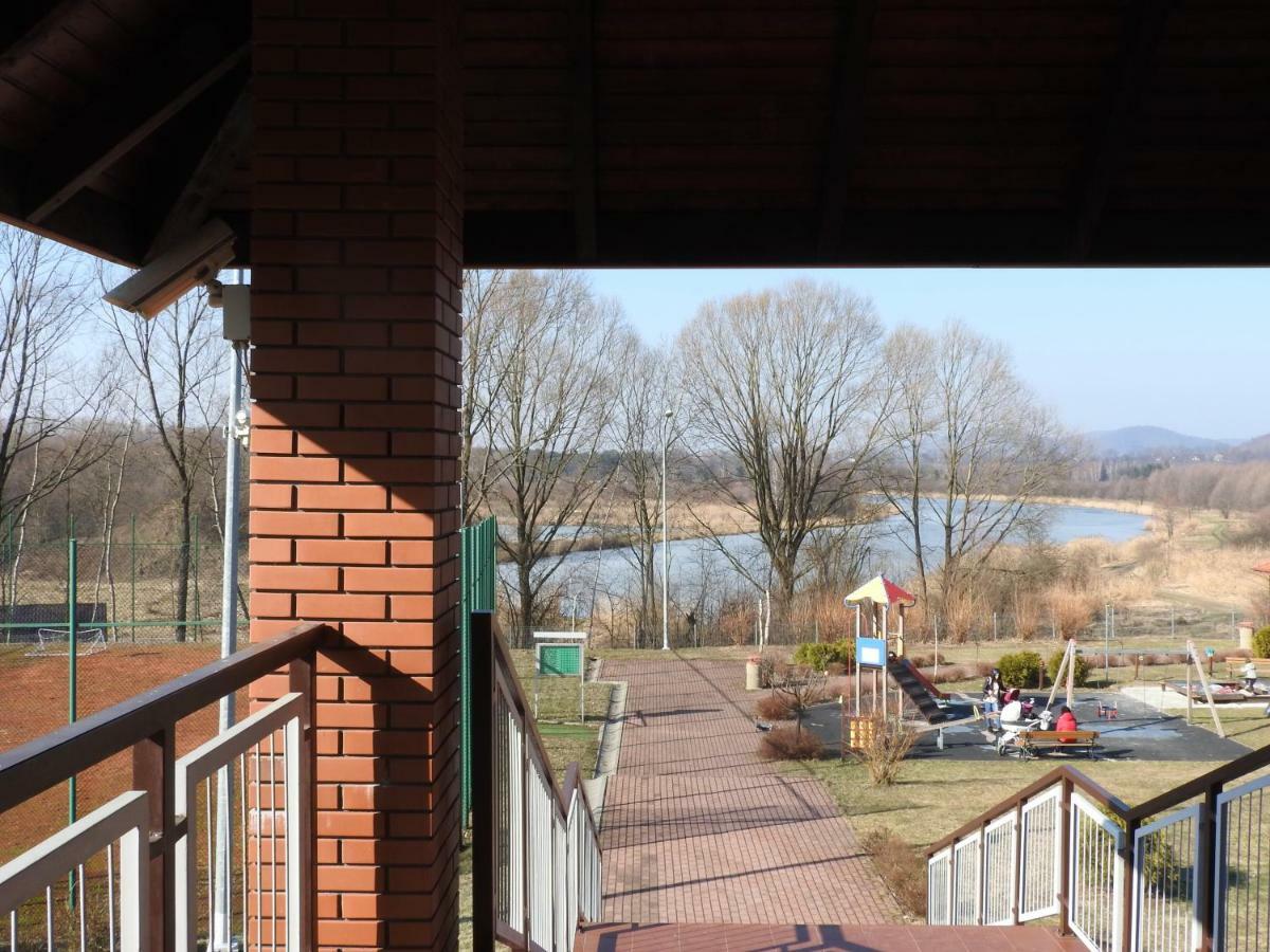 Apartament Nad Stawami Appartamento Sanok Esterno foto